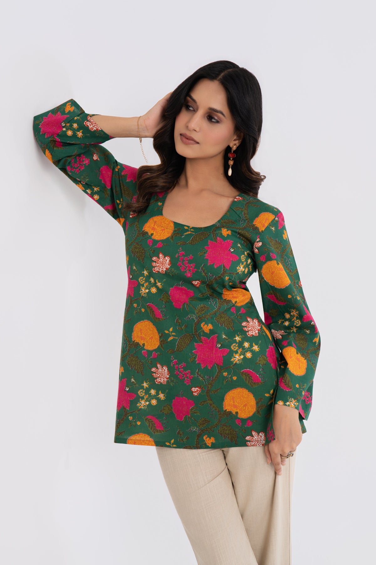 Gulzar Round Neck Kurti