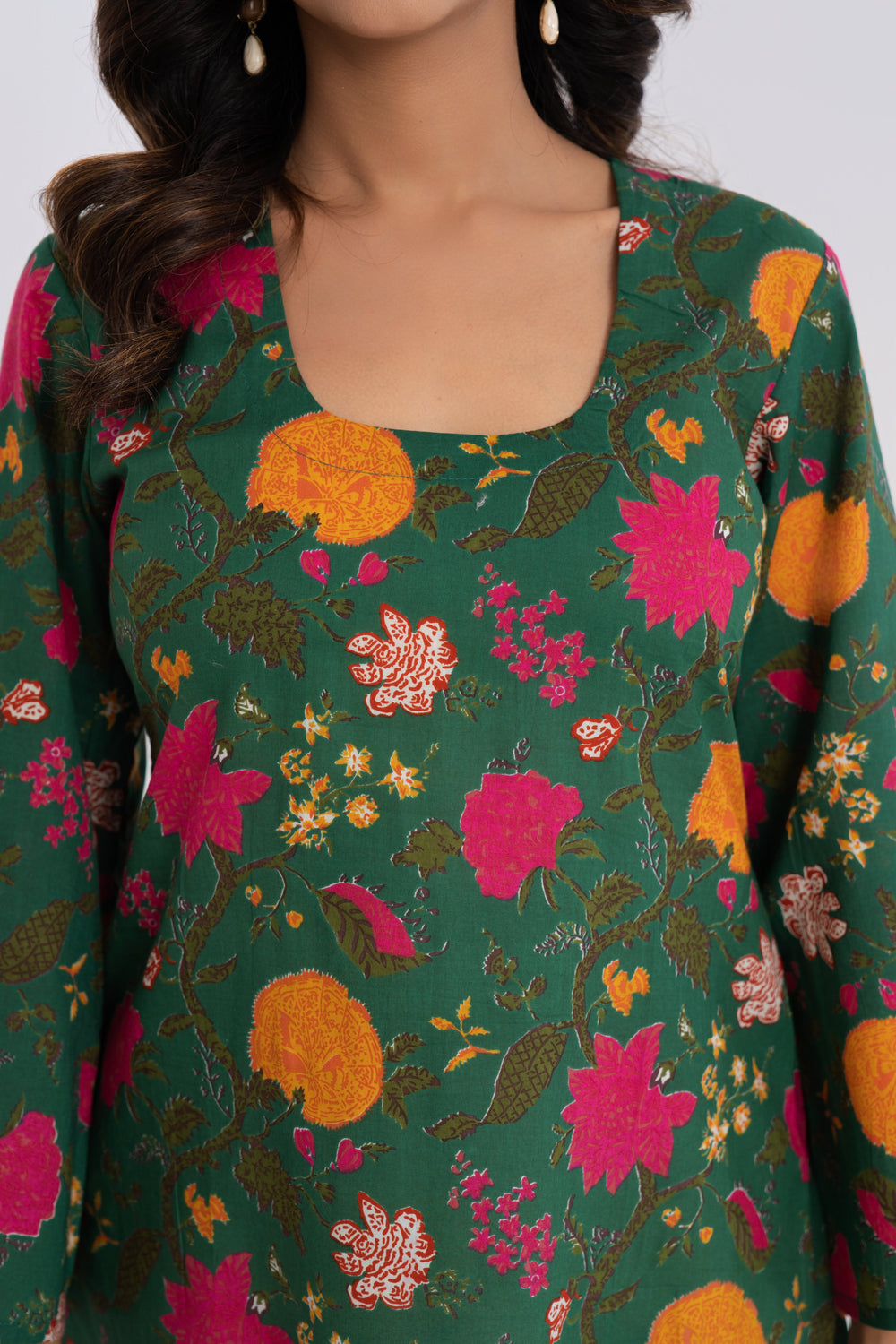 Gulzar Round Neck Kurti