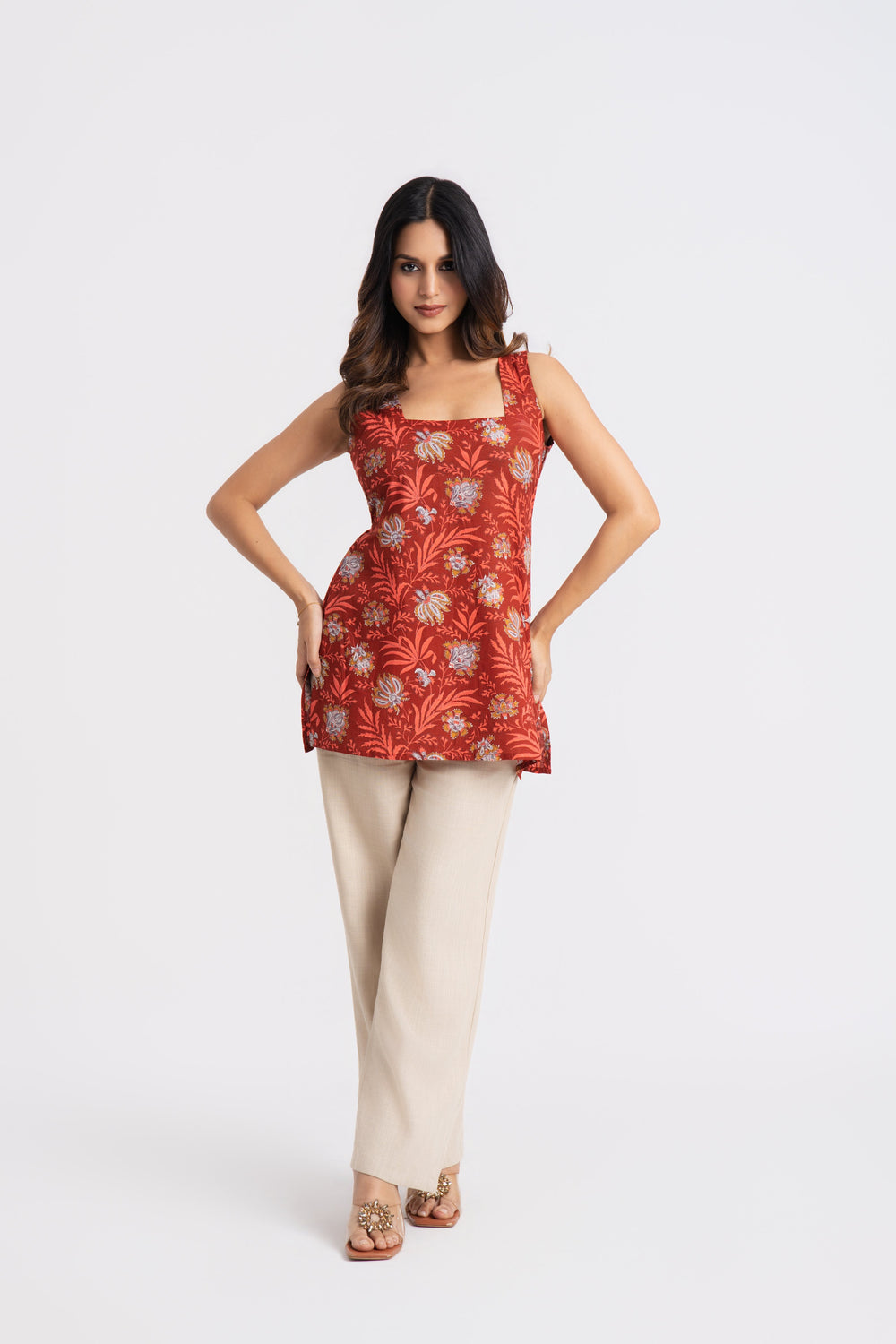Rubi Sleeveless Kurti