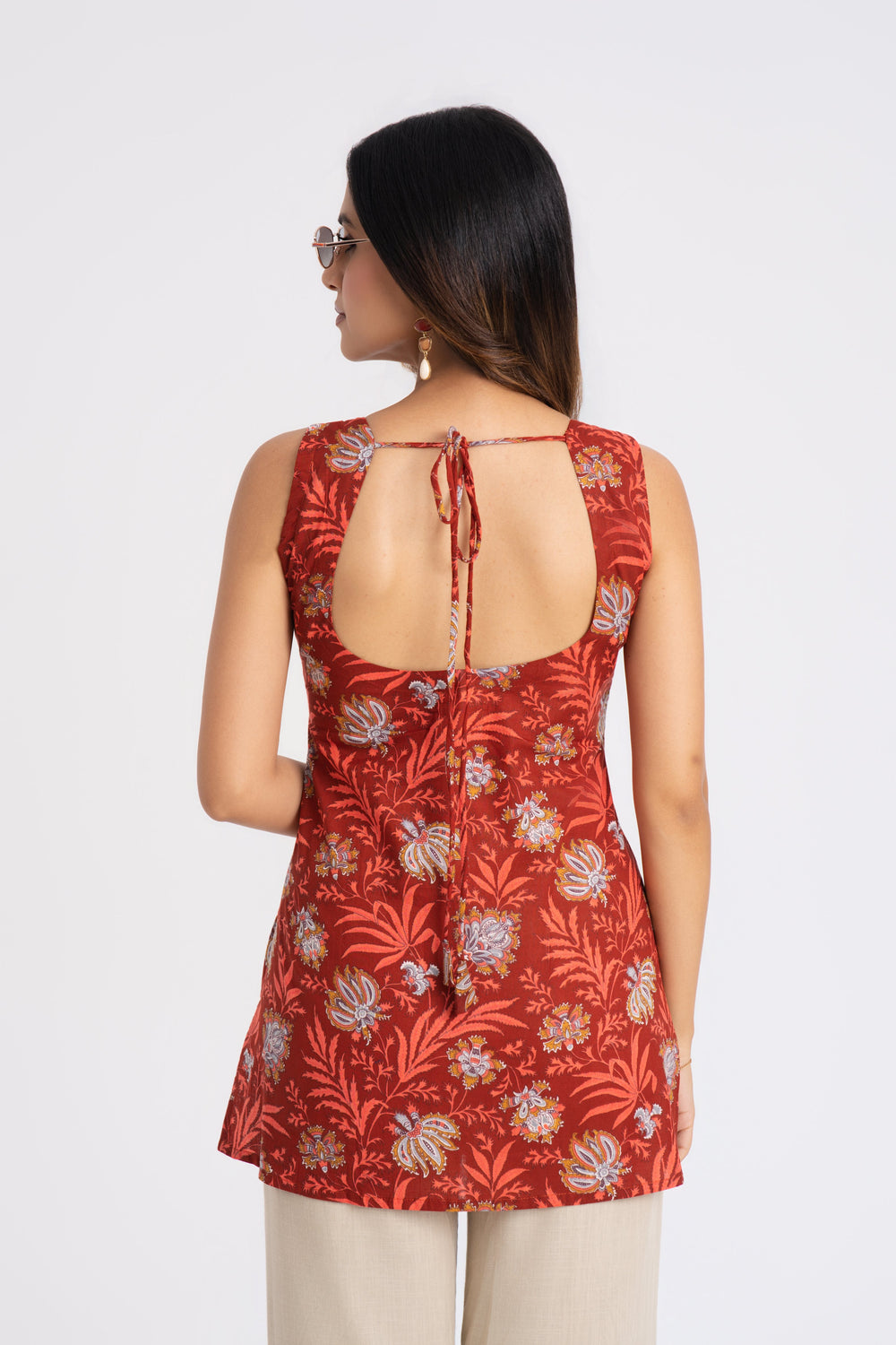 Rubi Sleeveless Kurti