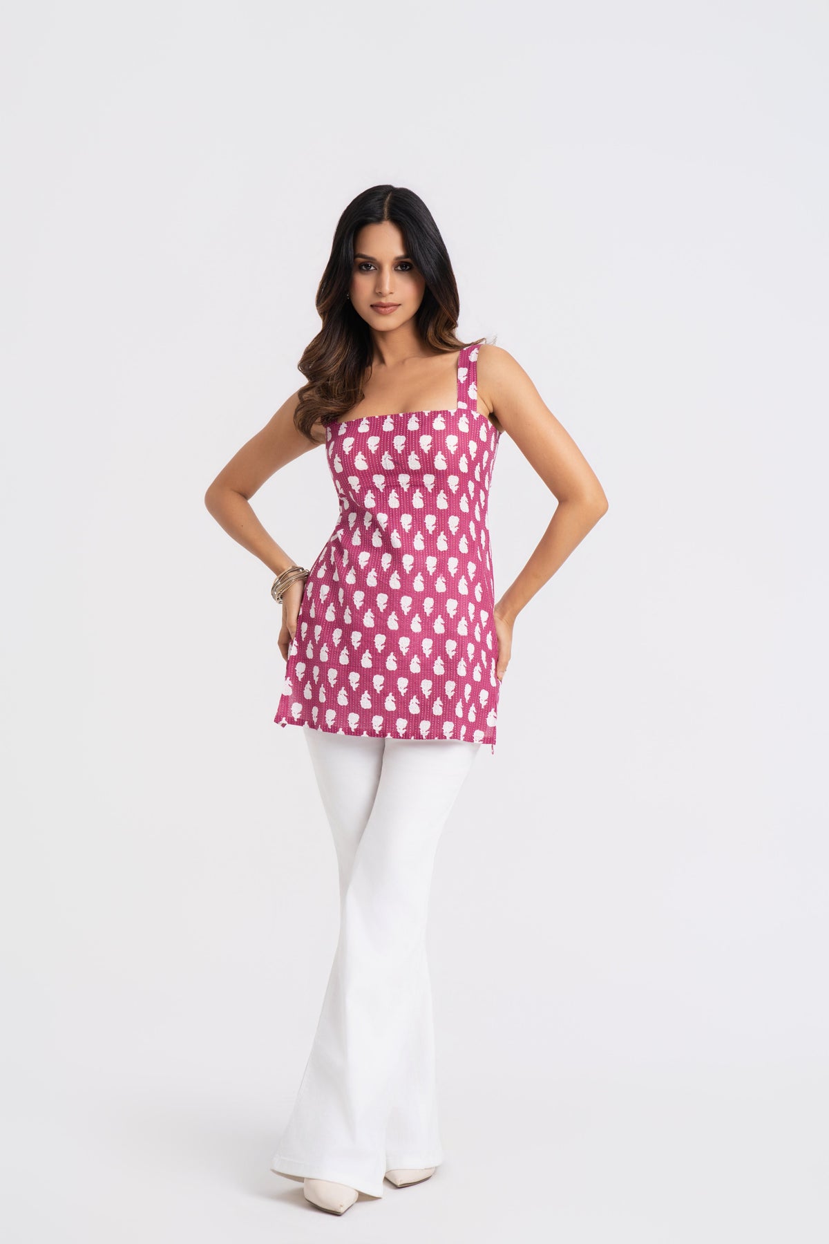 Raya Open-Back Kurti
