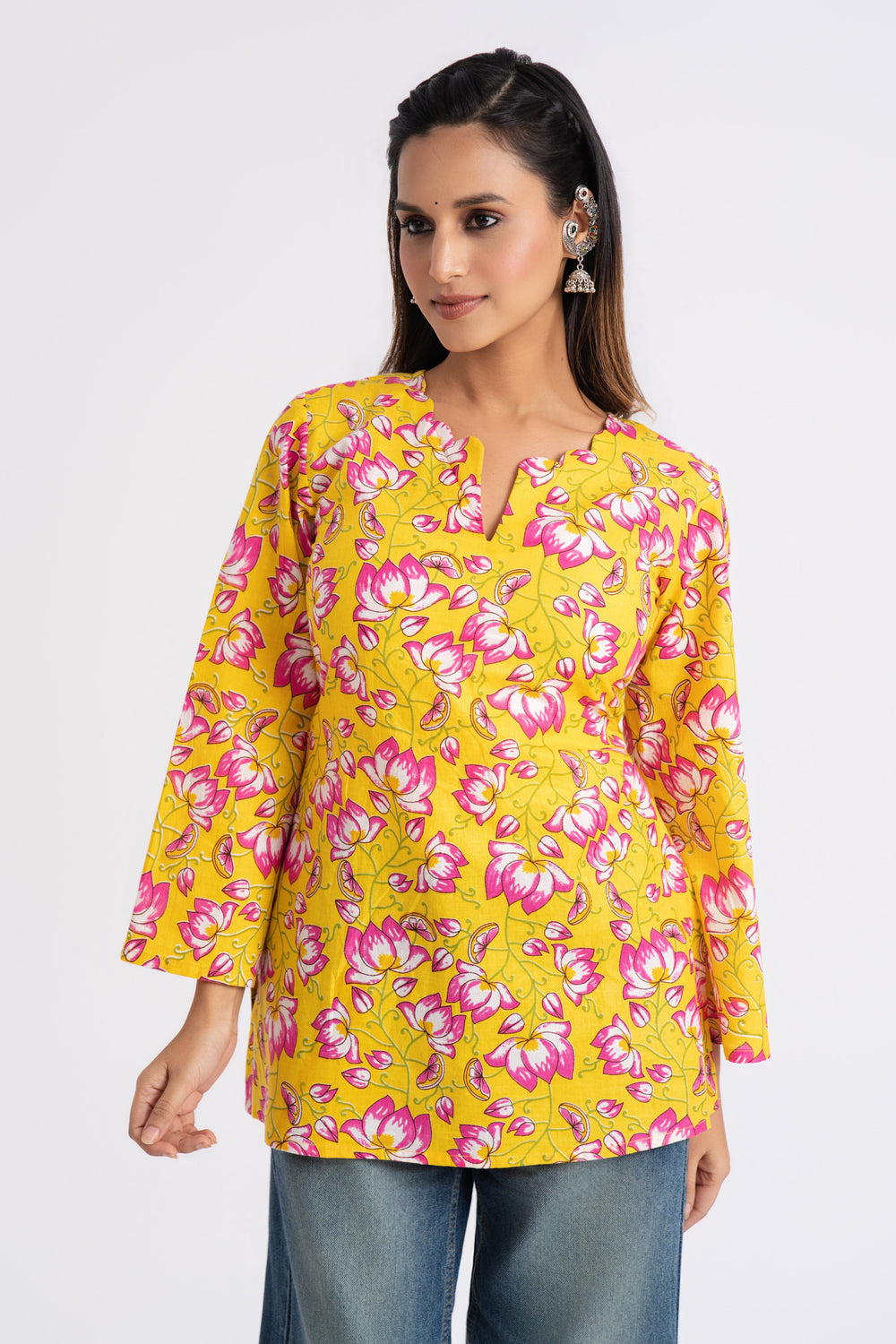 Kesar BellSleeves Kurti