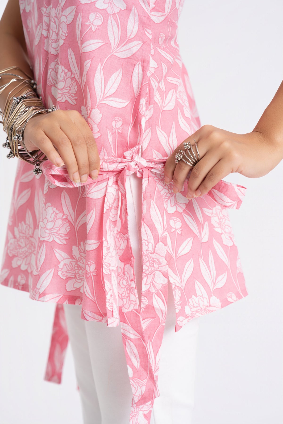Pankhuri Side-Tie Kurti